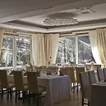 Centrum Hill Business & Ośrodek wypoczynkowy 3*