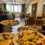 Centrum Hill Business &