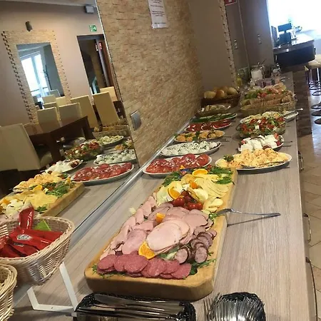 Θέρετρο Centrum Hill Business &