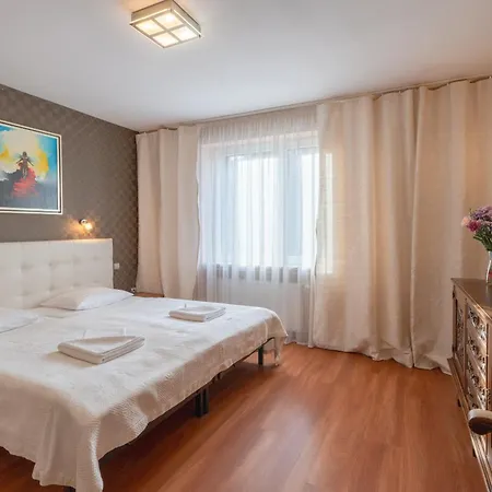 Centrum Hill Business & 3*