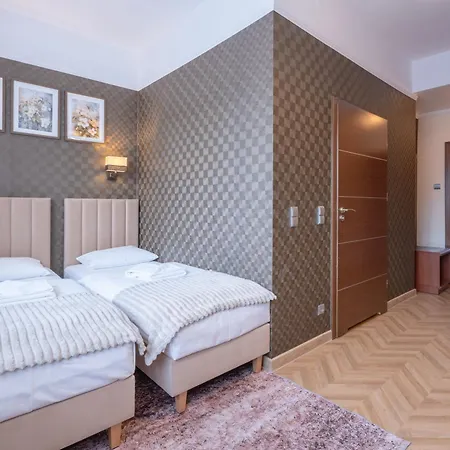 Resort Centrum Hill Business &