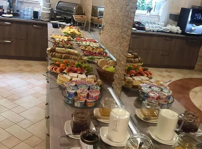 Centrum Green Hill Business & Spa Resort