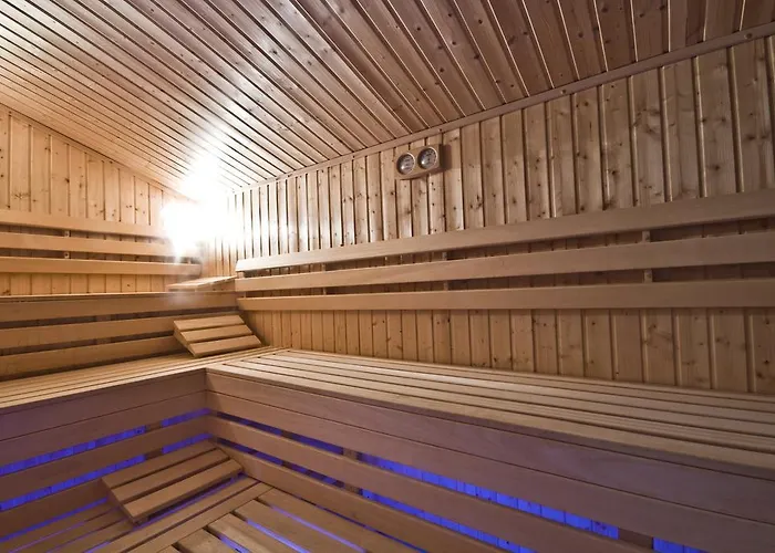 Centrum Green Hill Business & Spa 3*