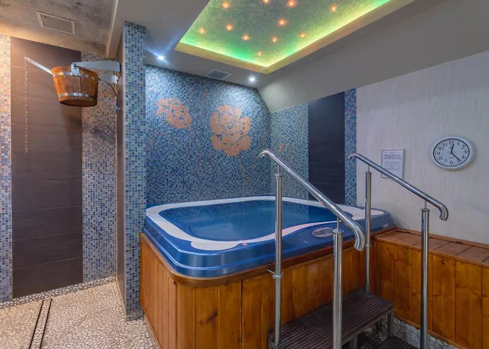 Centrum Hill Business & Resort