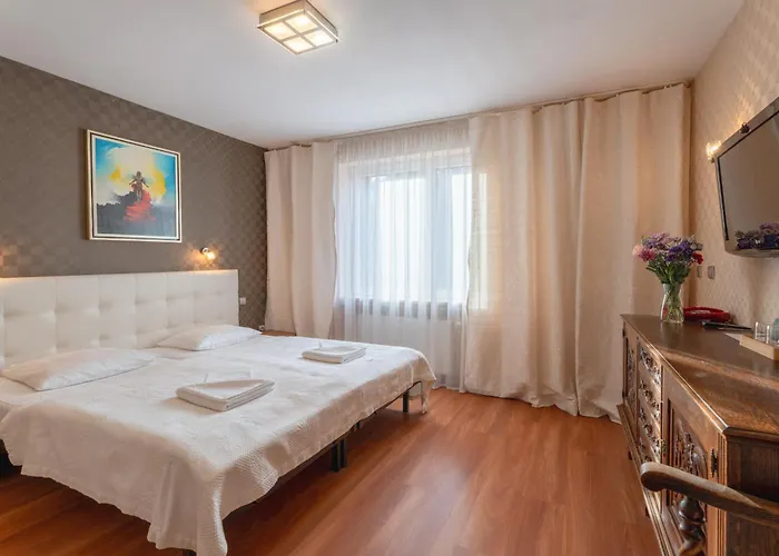 Centrum Hill Business & 3*